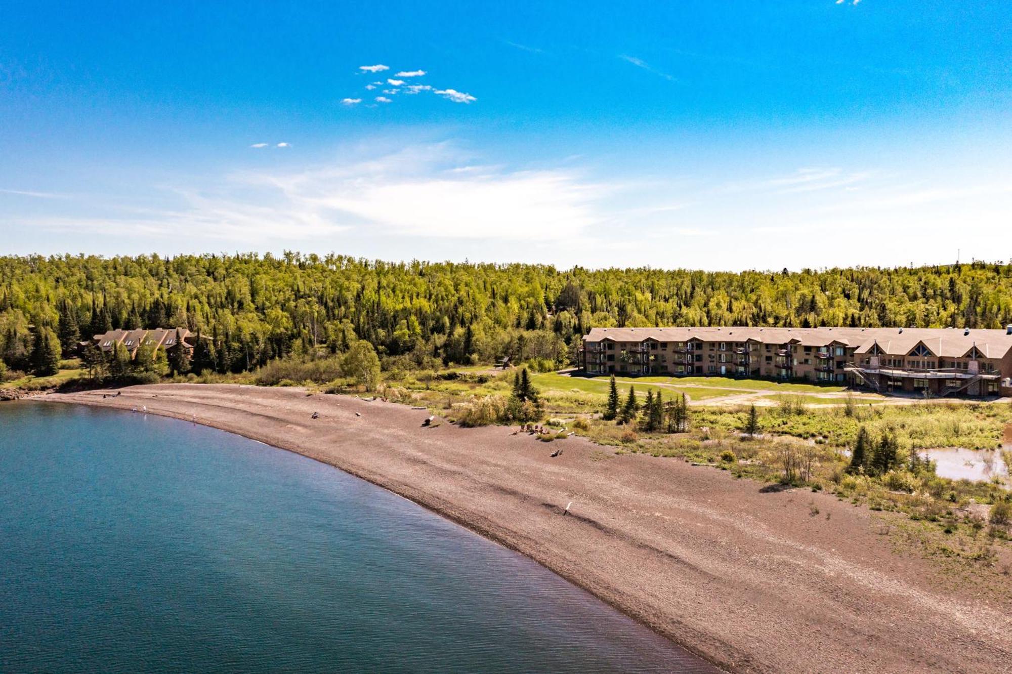 Superior Shores Resort Two Harbors Exterior photo